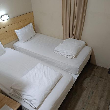 Myera Hotel Banting  Εξωτερικό φωτογραφία