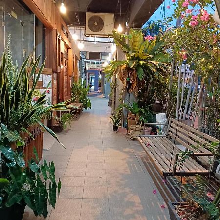 Myera Hotel Banting  Εξωτερικό φωτογραφία