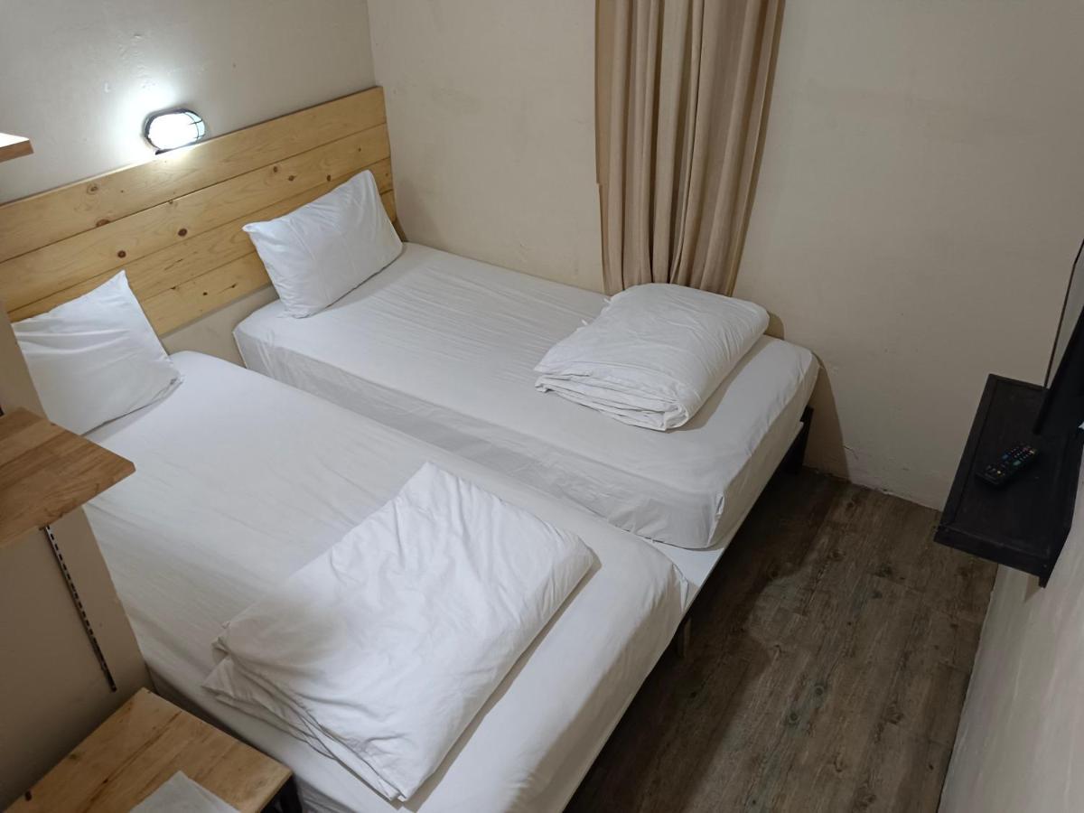 Myera Hotel Banting  Εξωτερικό φωτογραφία